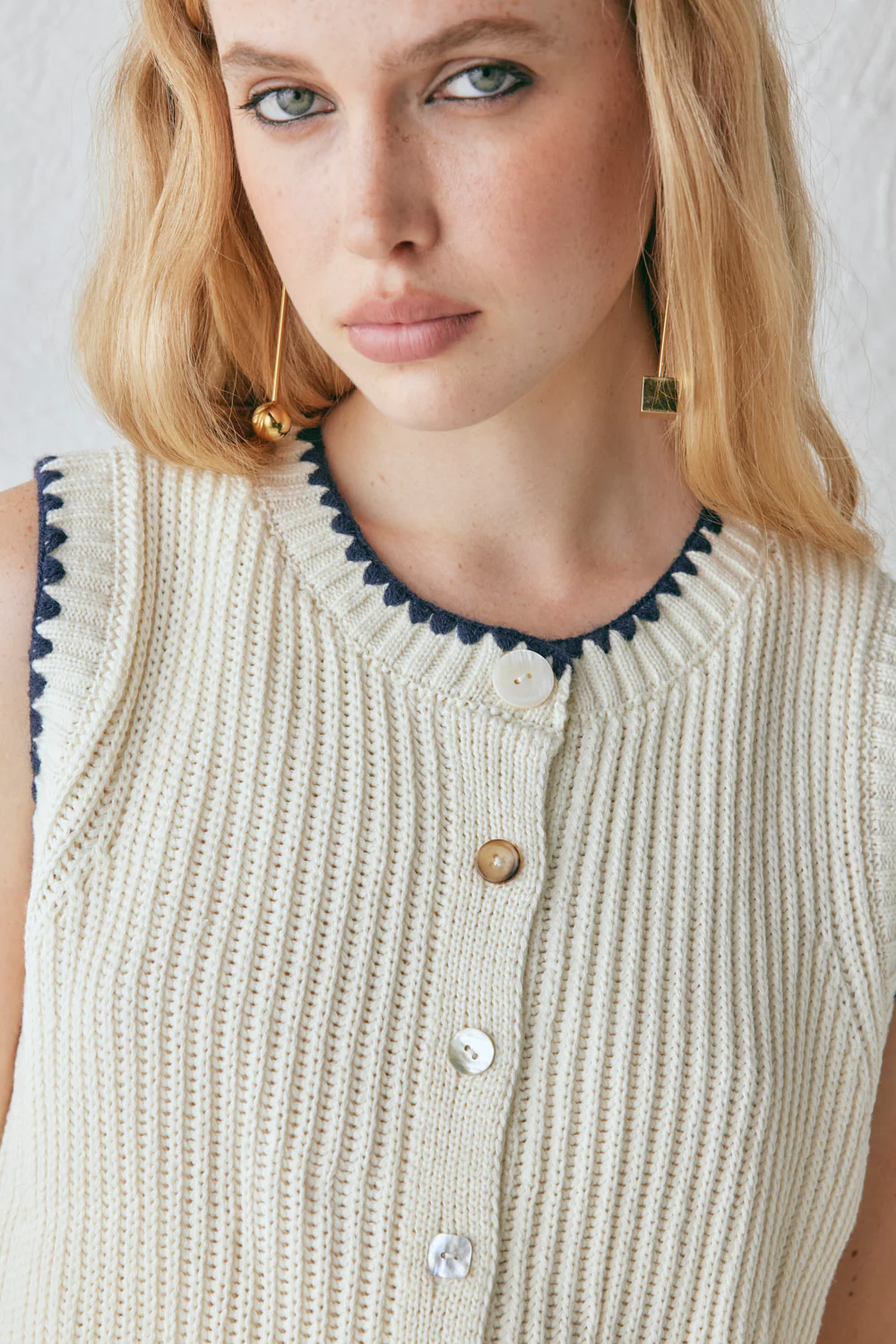 Alek Knit Vest Cream - Image 4