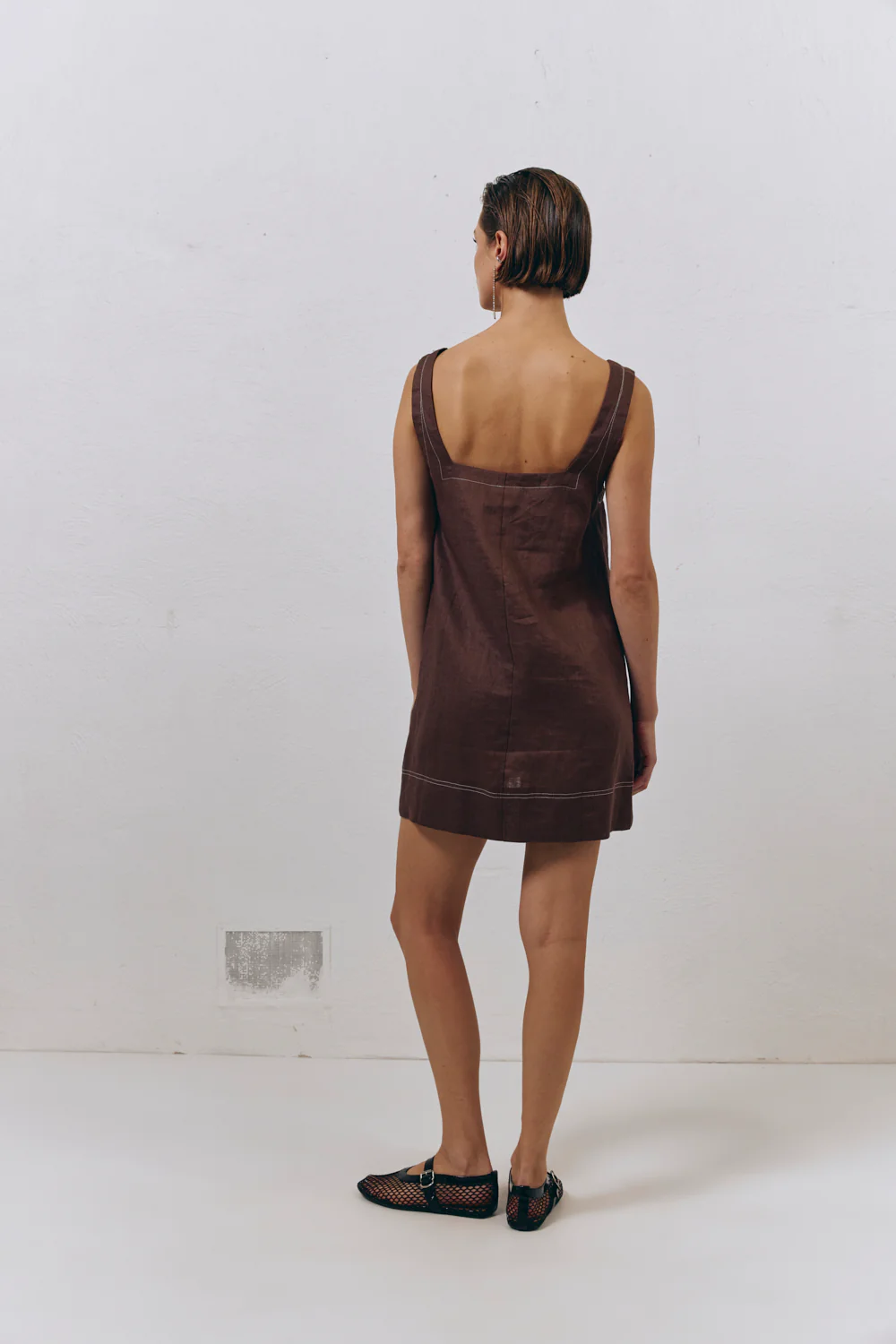 Alice Linen Mini Dress Brown - Image 4