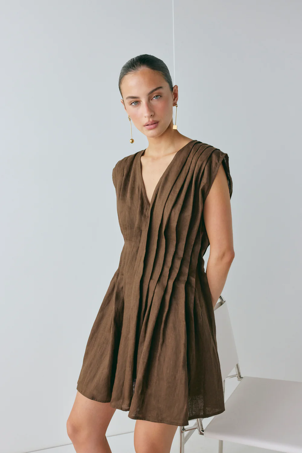 Blanca Linen Mini Dress Chocolate - Image 2