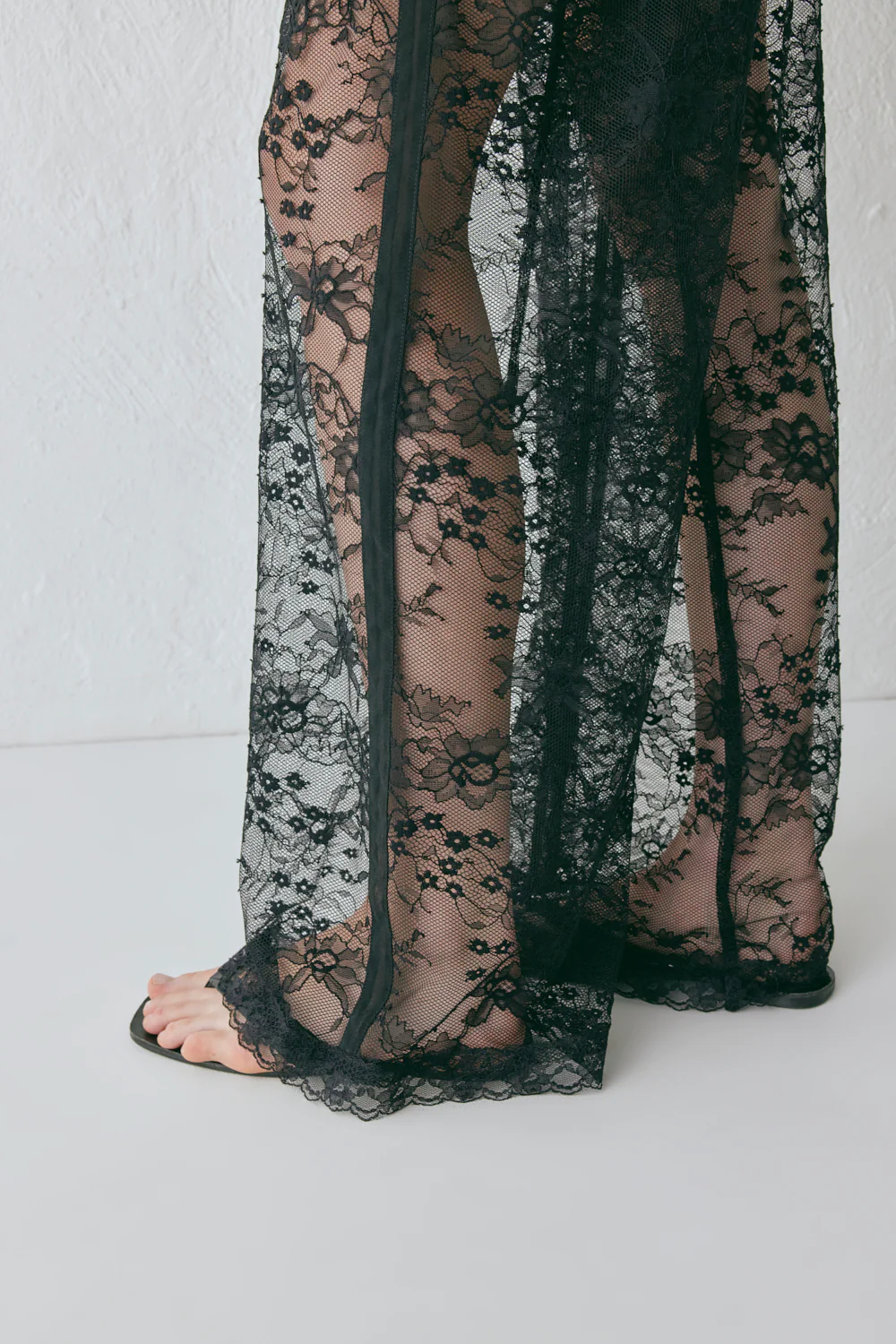 Devyn Lace Pants Black - Image 3