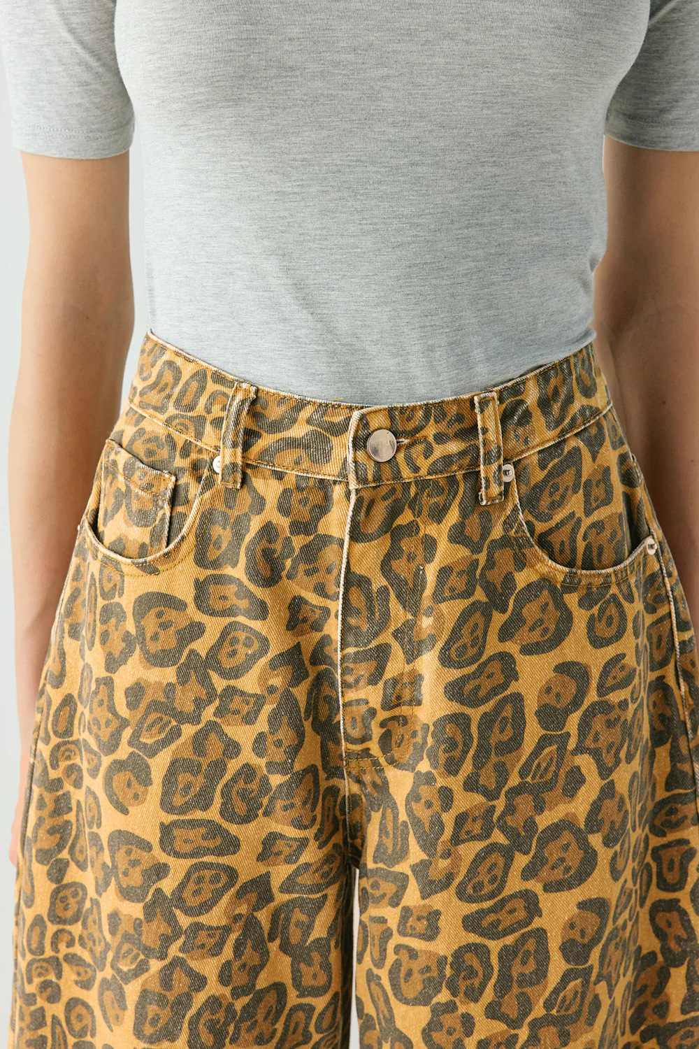 Dylan Barrel Denim Jeans Leopard - Image 4