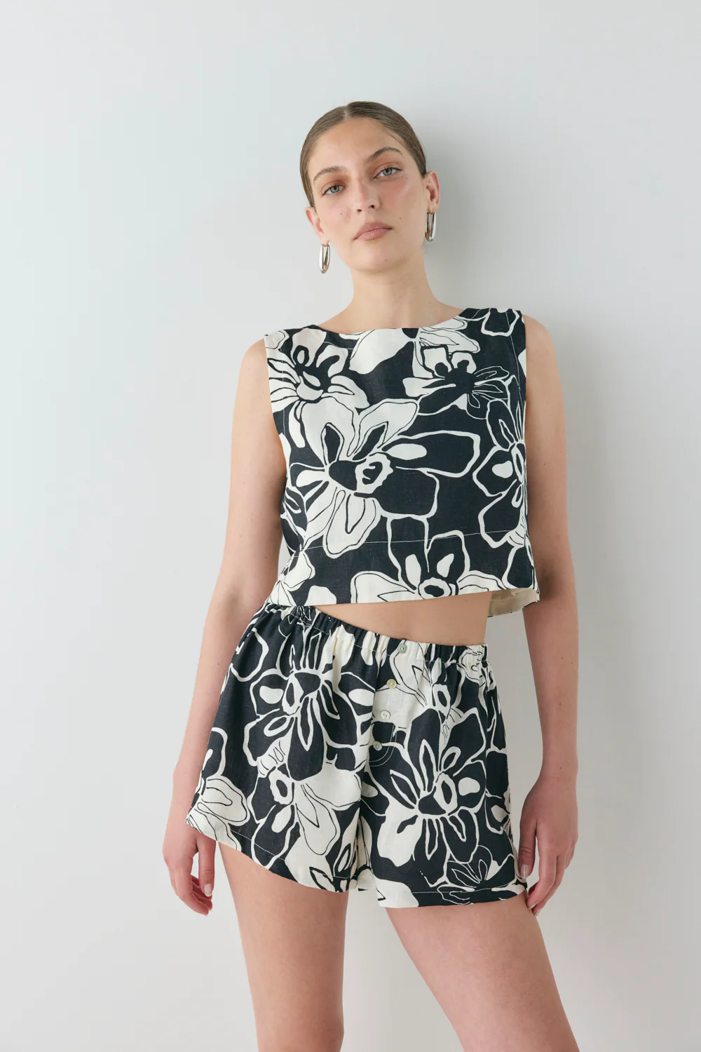Eira Linen Shorts Ani - Image 4