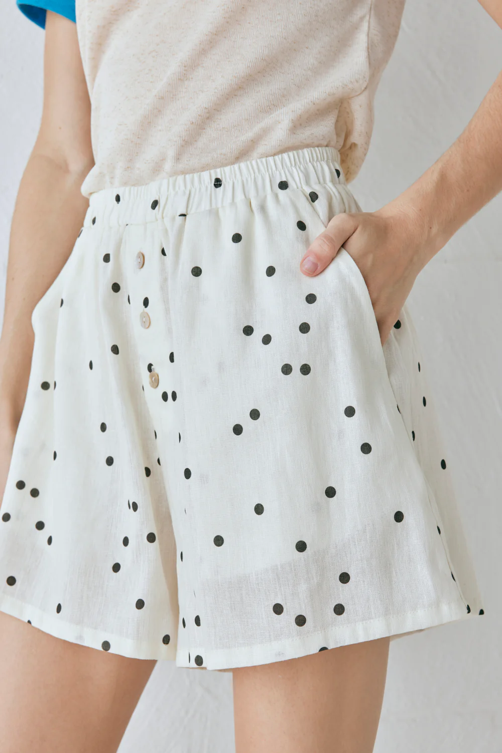 Eliza Linen Shorts Dot - Image 6