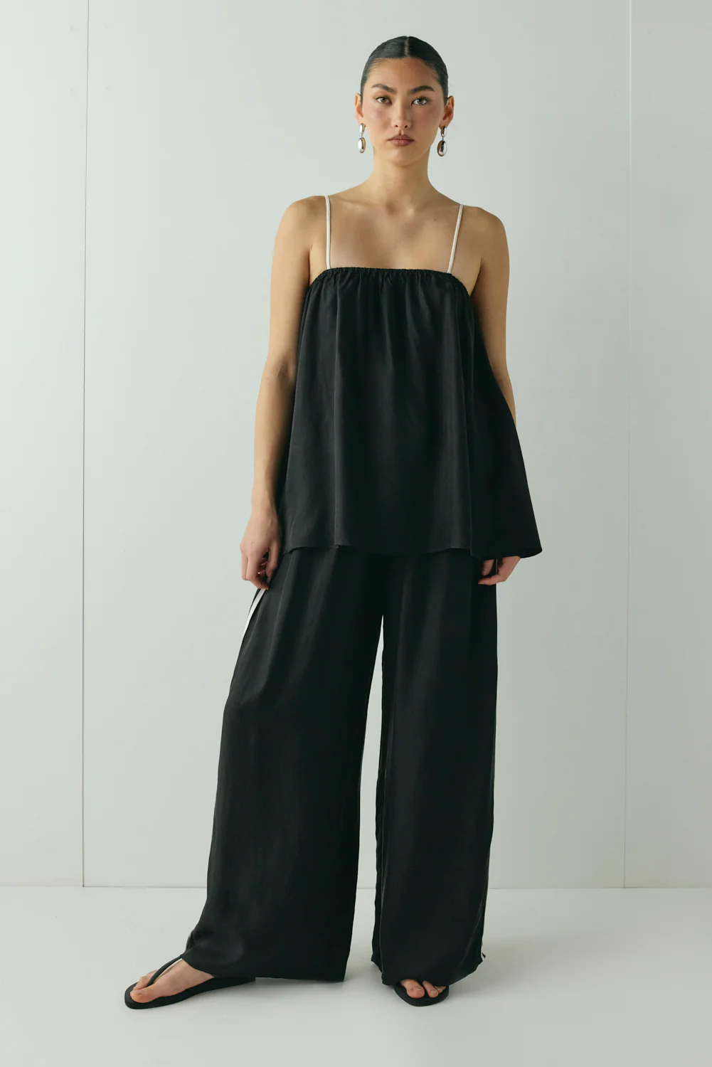 Ellie Top Black - Image 2
