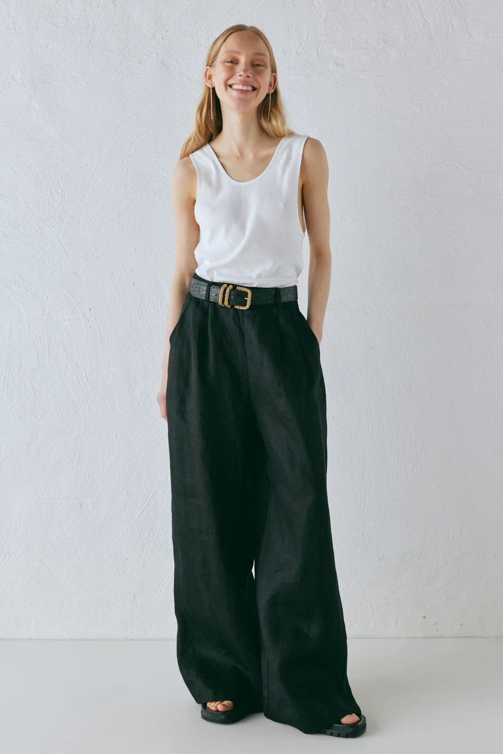 Energy Flows Linen Pants Black - Image 5
