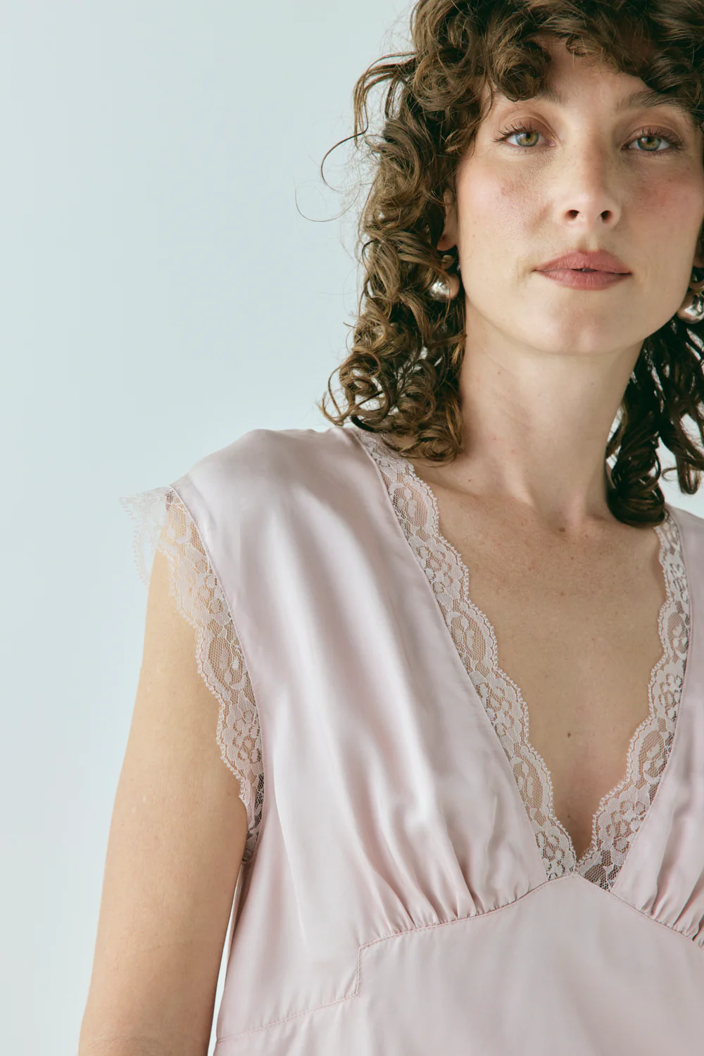 Flores Satin Top Musk - Image 6