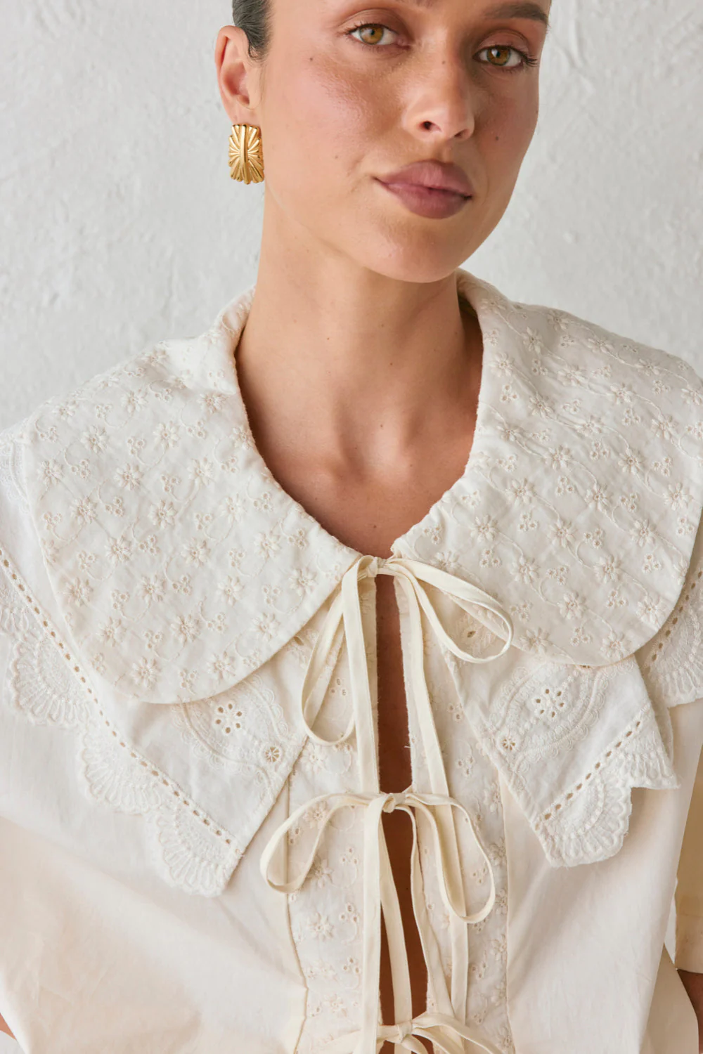 Isla Anglaise Smock Top Cream - Image 5