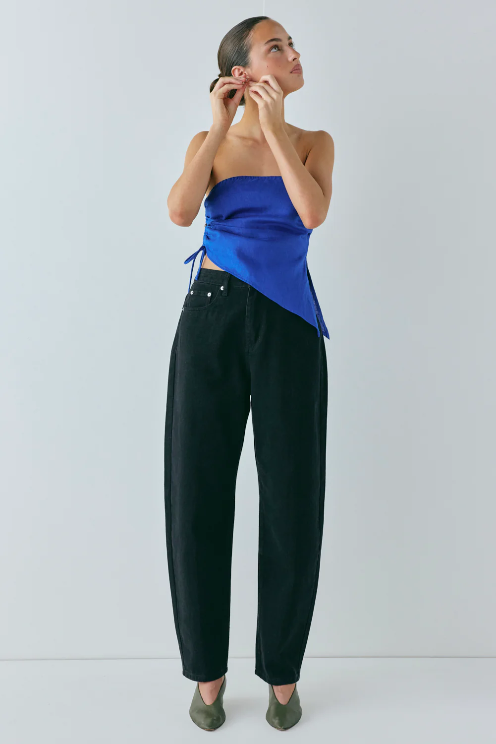 Lex Barrel Denim Jeans Black - Image 2