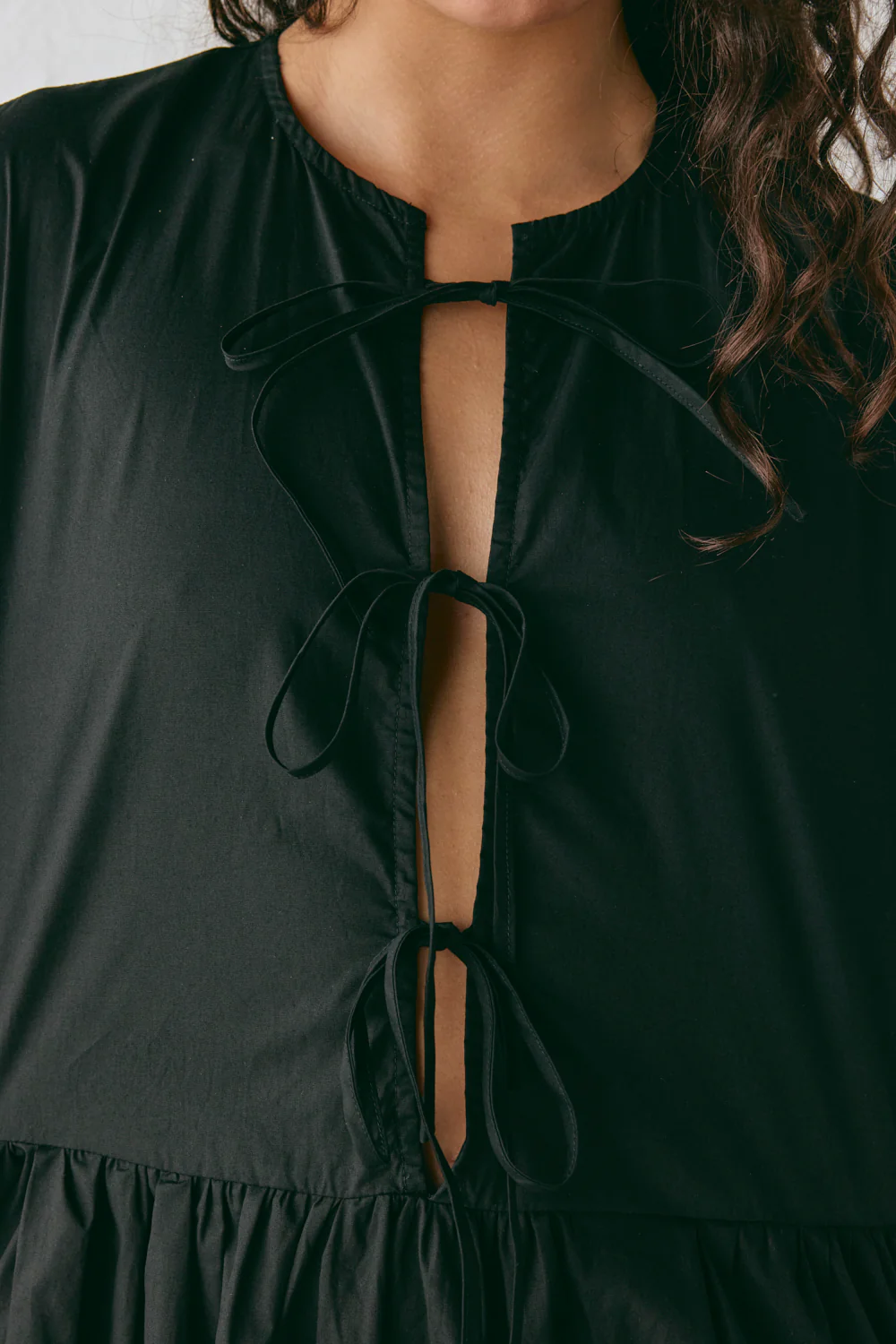 Naomi Smock Maxi Dress Black - Image 3