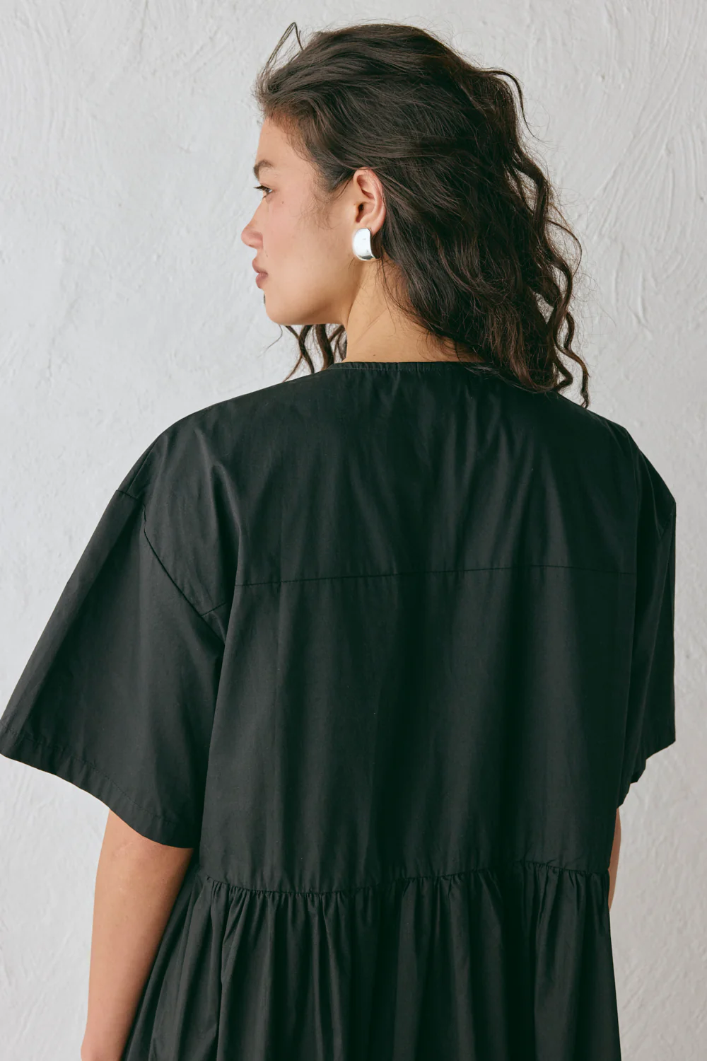 Naomi Smock Maxi Dress Black - Image 4