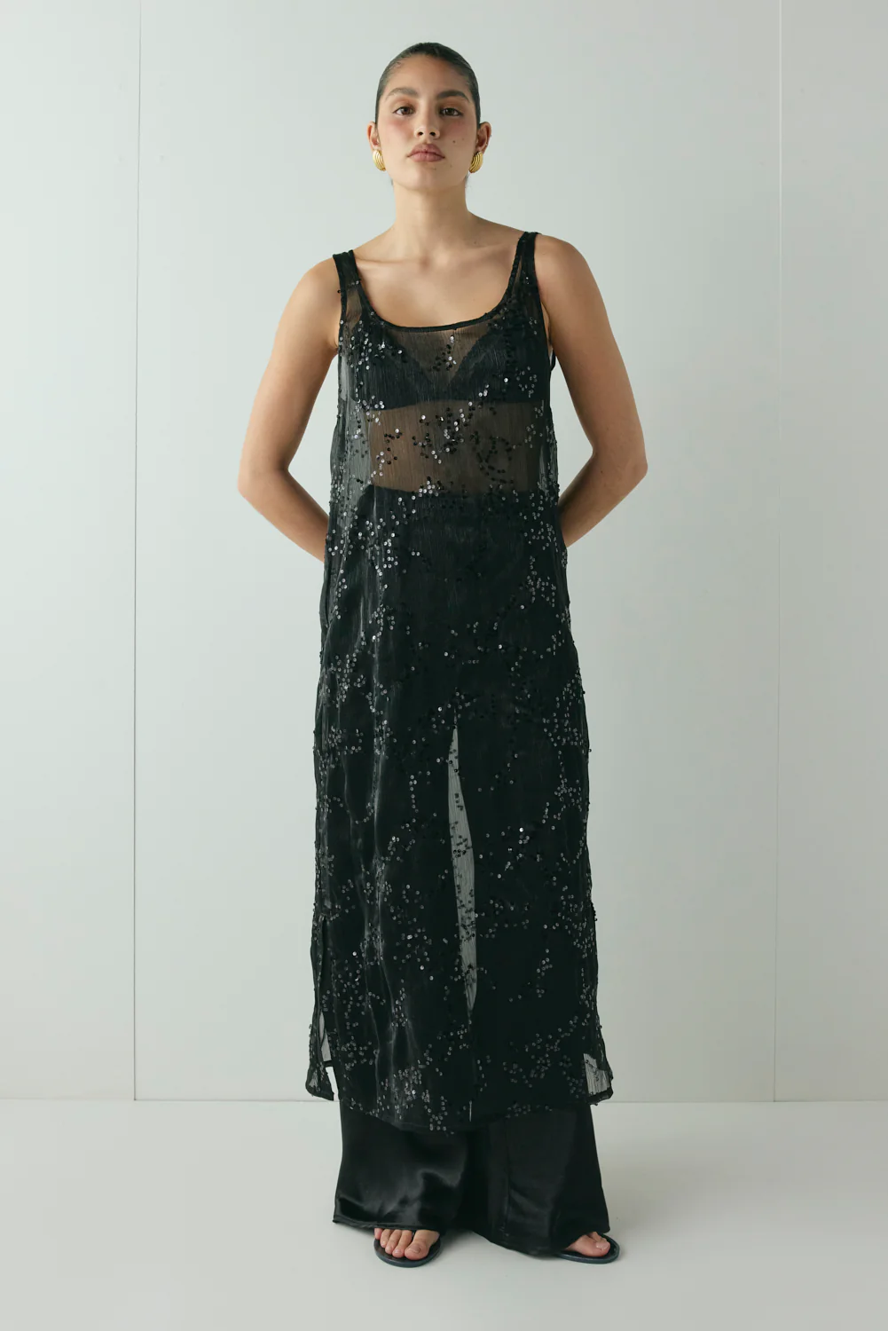 Neve Sequin Midi Dress Black - Image 2