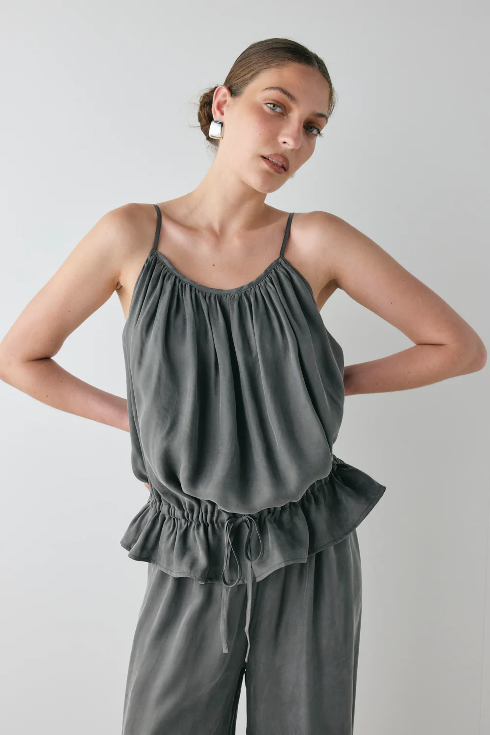 Noa Top Slate - Image 2