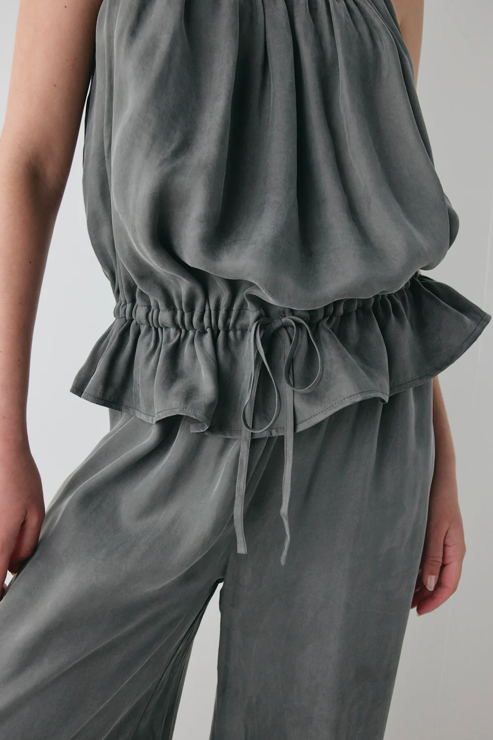 Noa Top Slate - Image 4
