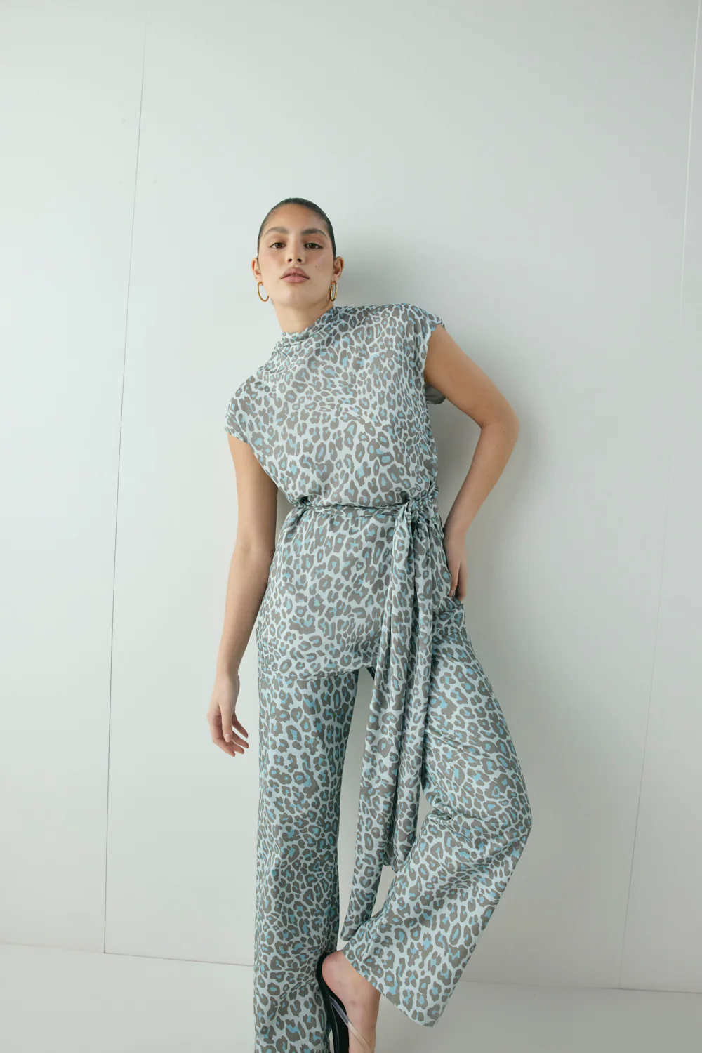 Nuri Mini Dress Blue Leopard - Image 4