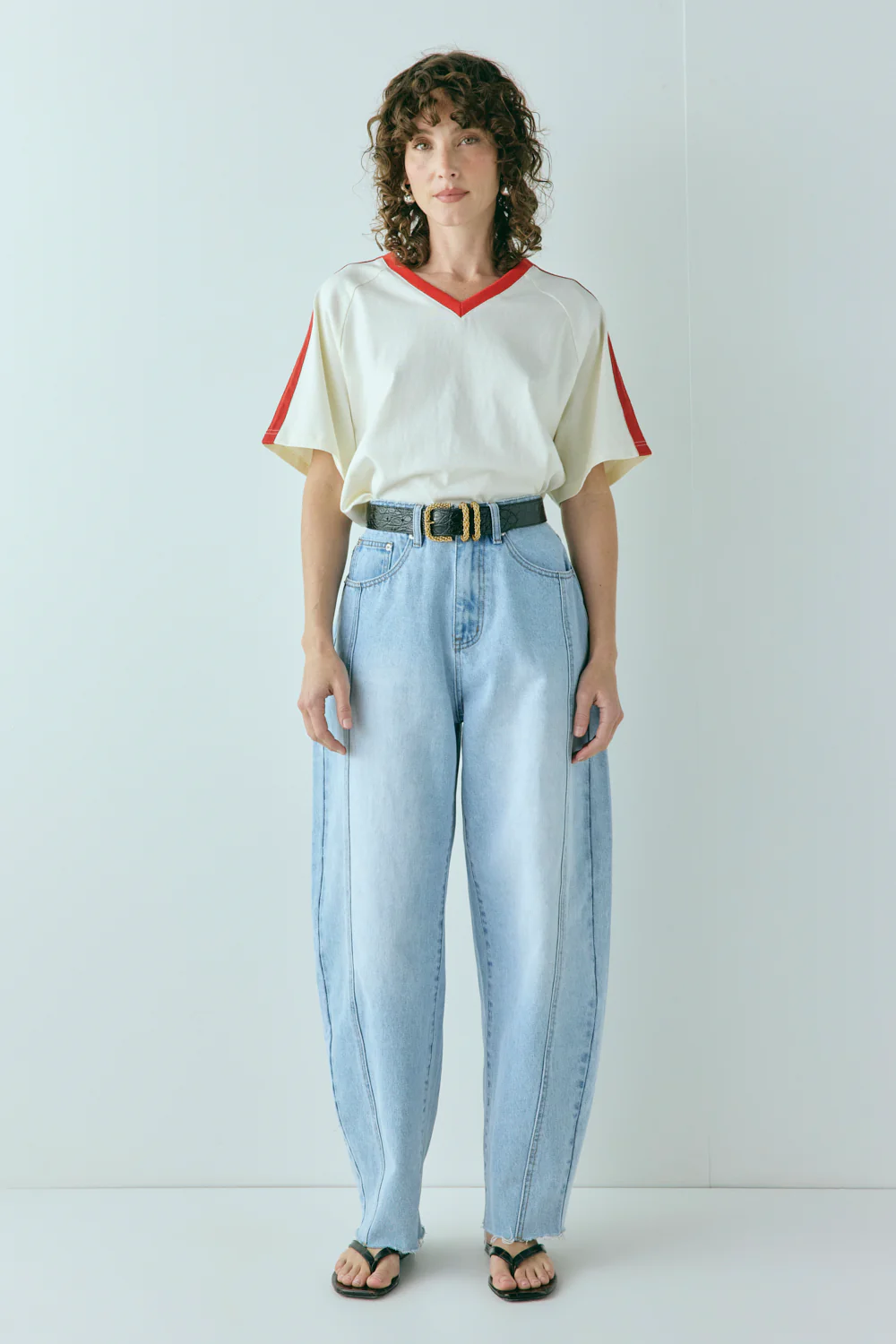Nyra Barrel Denim Jeans Light Blue