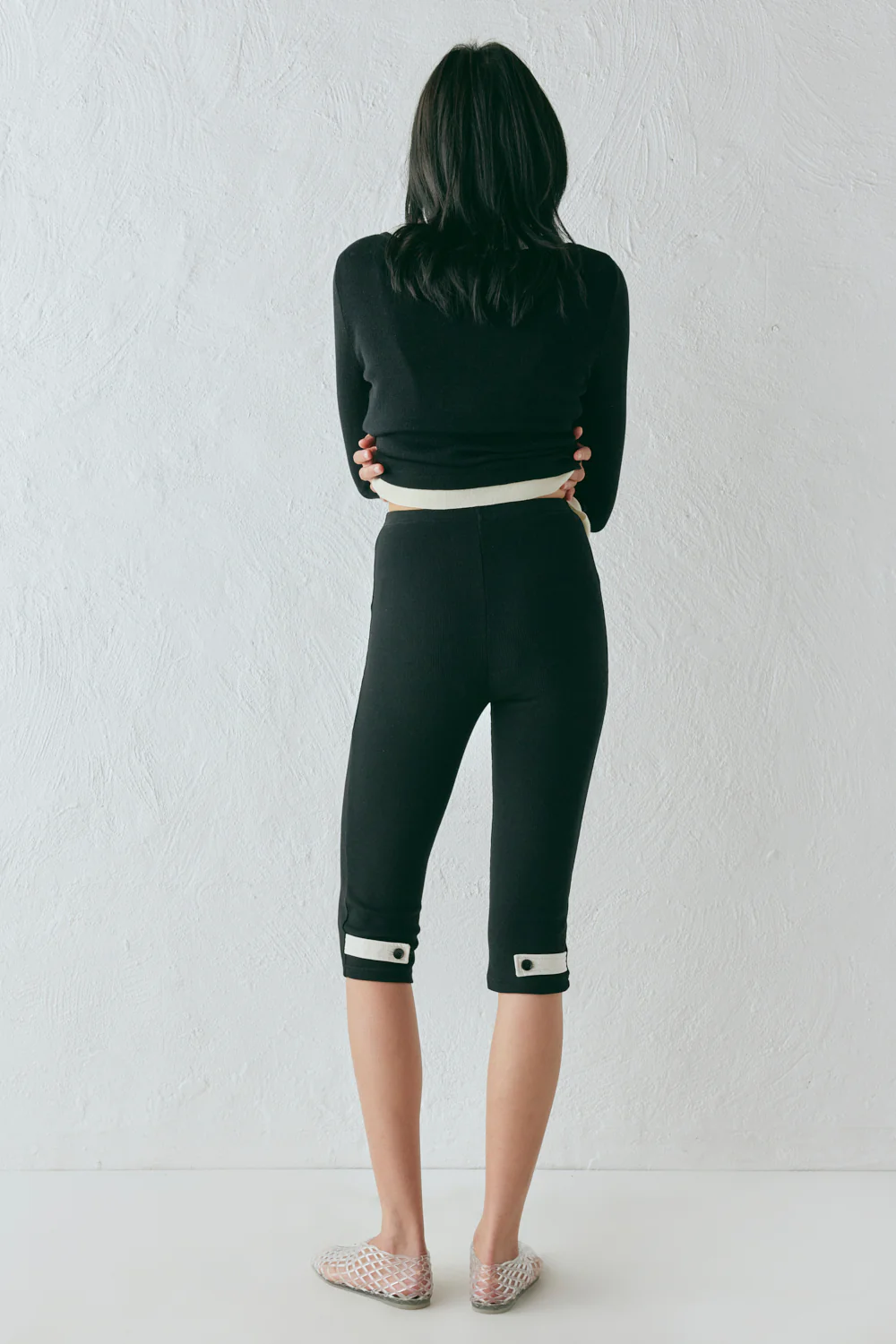 Paola Capri Pants Black - Image 9