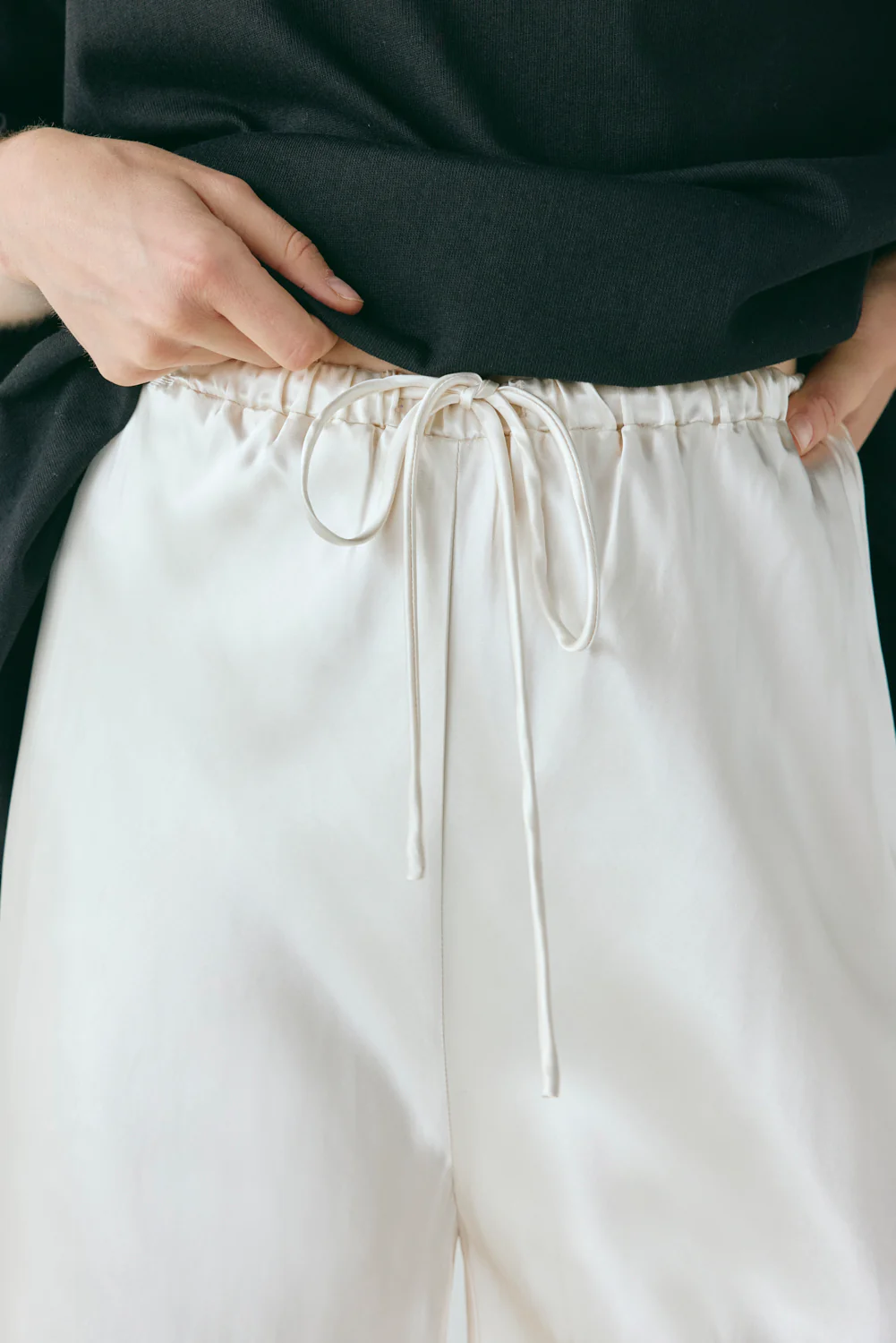 Rae Satin Pants Cream - Image 5