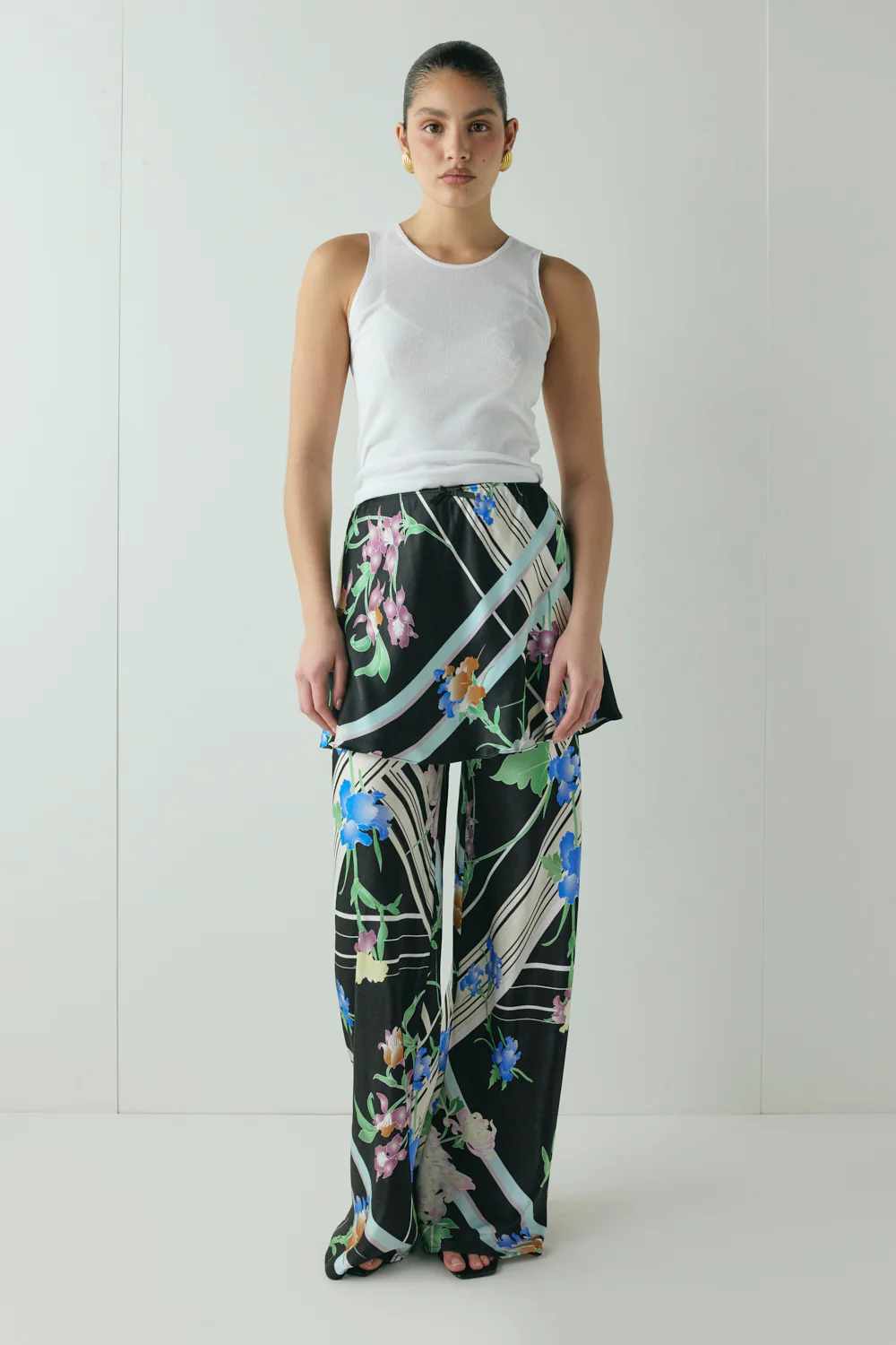 Remi Satin Pants Zari - Image 5