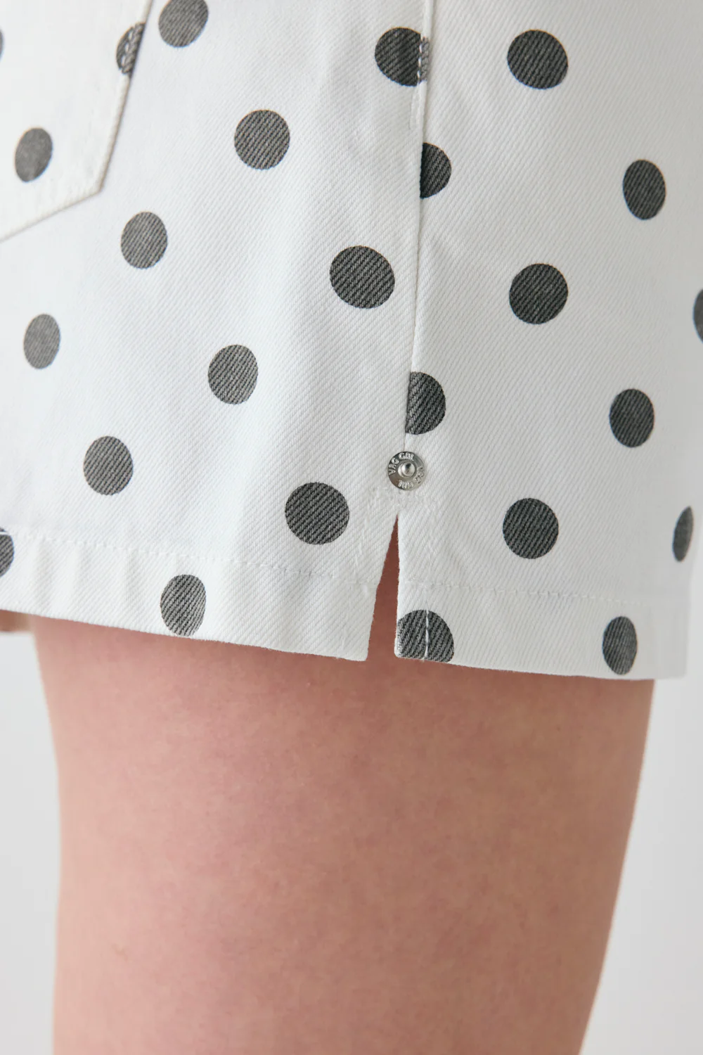 Rhea Denim Shorts Polka Dot - Image 4