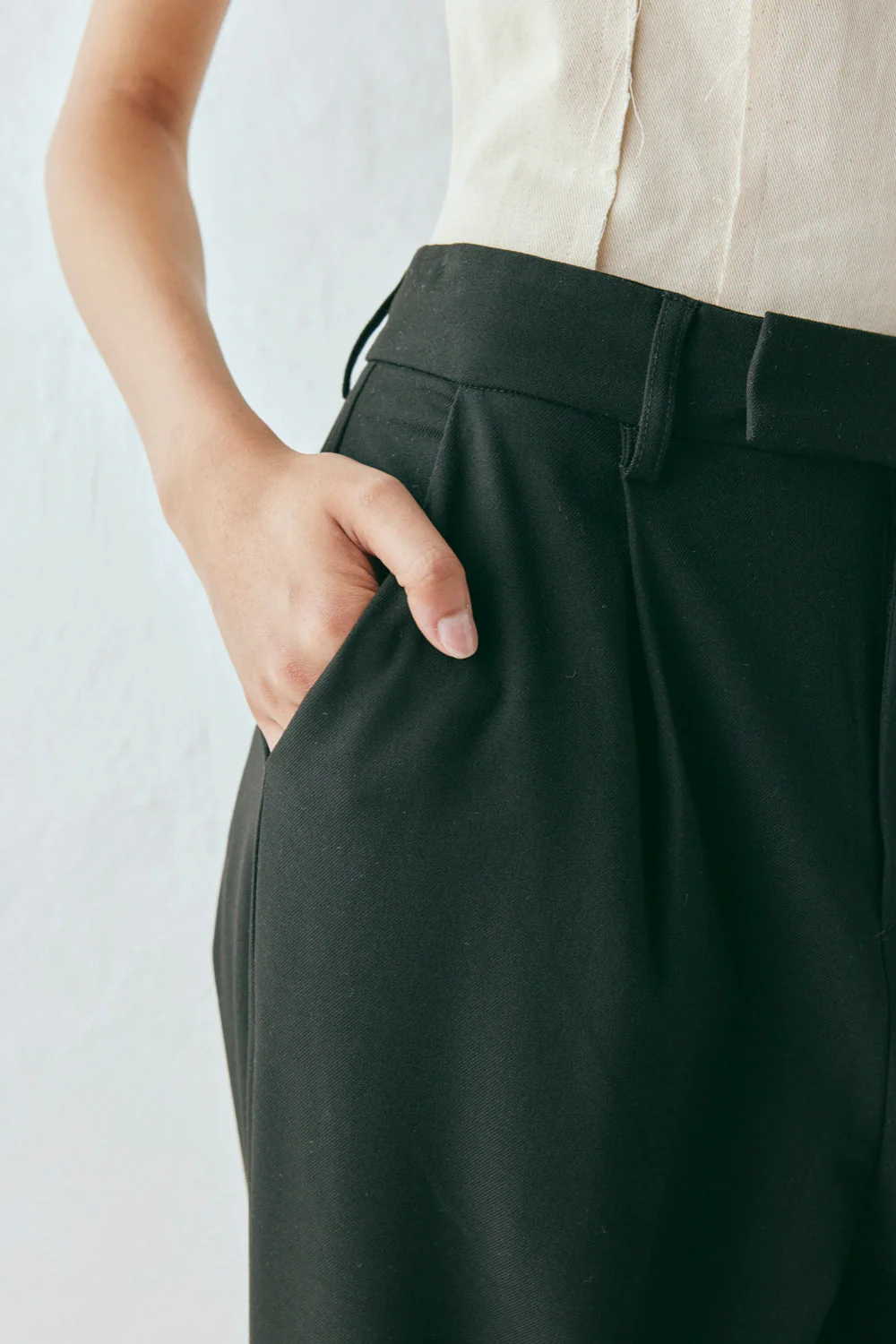 Rowie Pants Black - Image 6