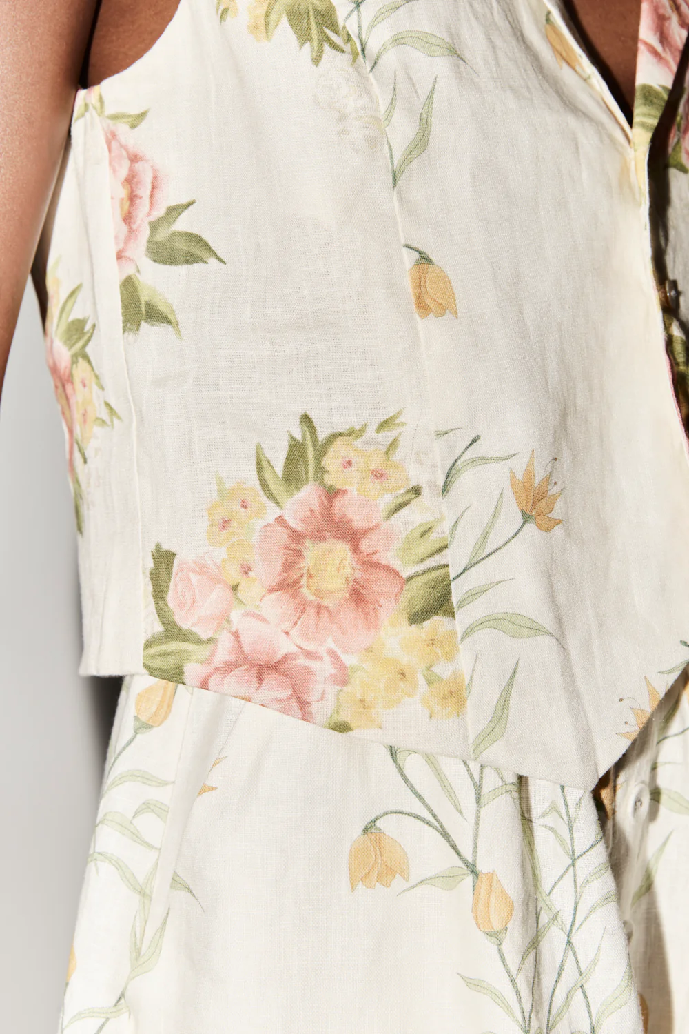 Stevie Linen Vest Nouveaux - Image 5