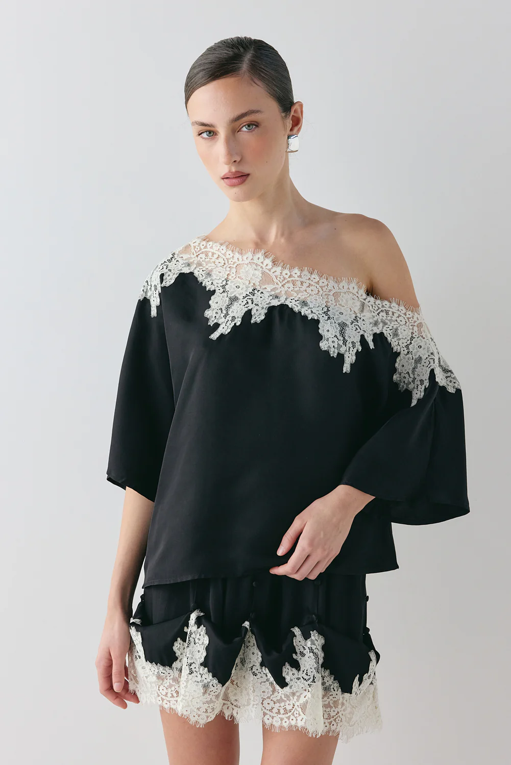 Thea Lace Skirt Black - Image 3