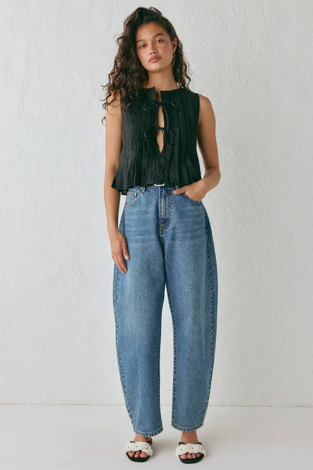 Valeria Linen Top Black - Image 3
