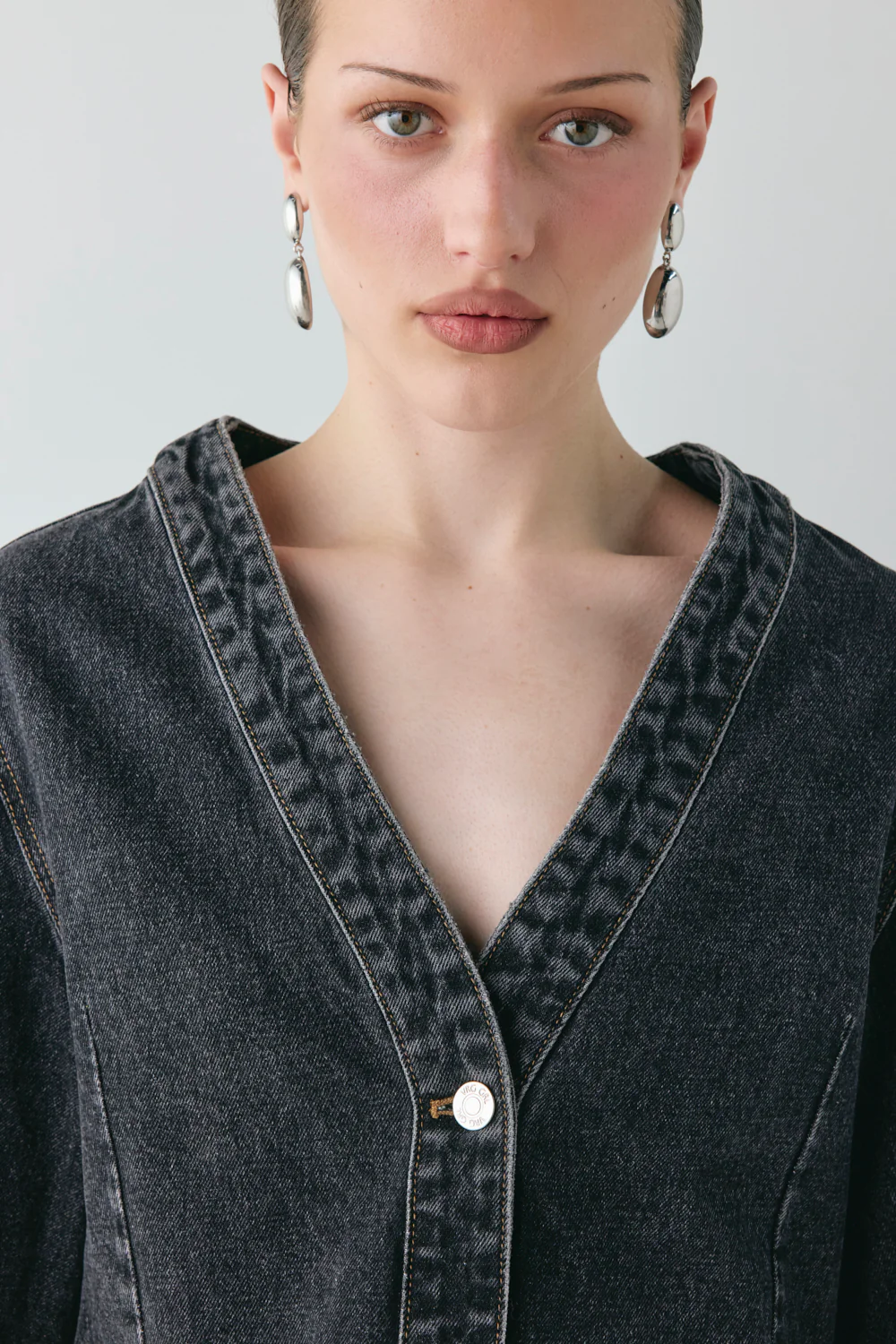 Vivien Denim Jacket Washed Black - Image 4