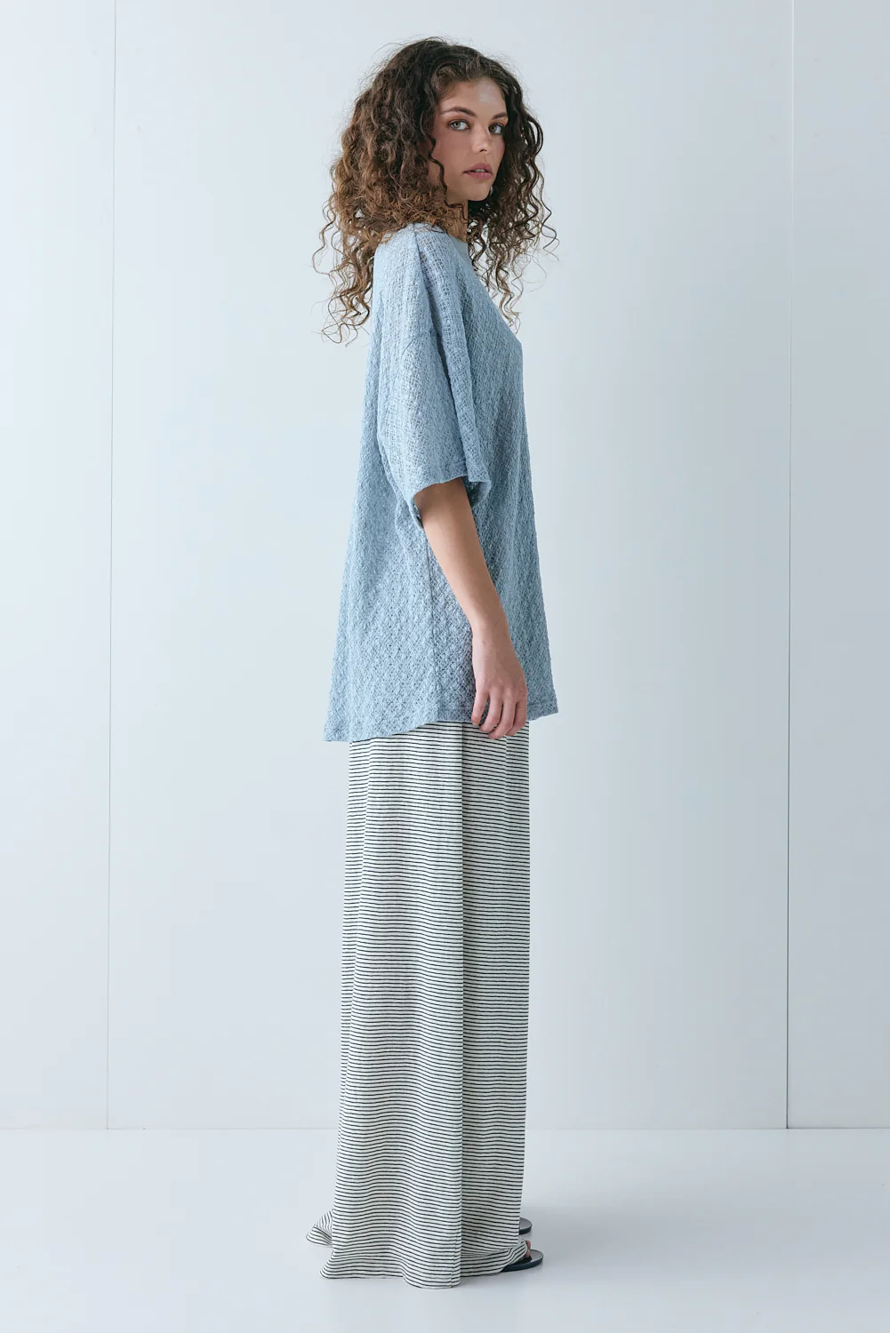 Willow Lace Tee Powder - Image 5