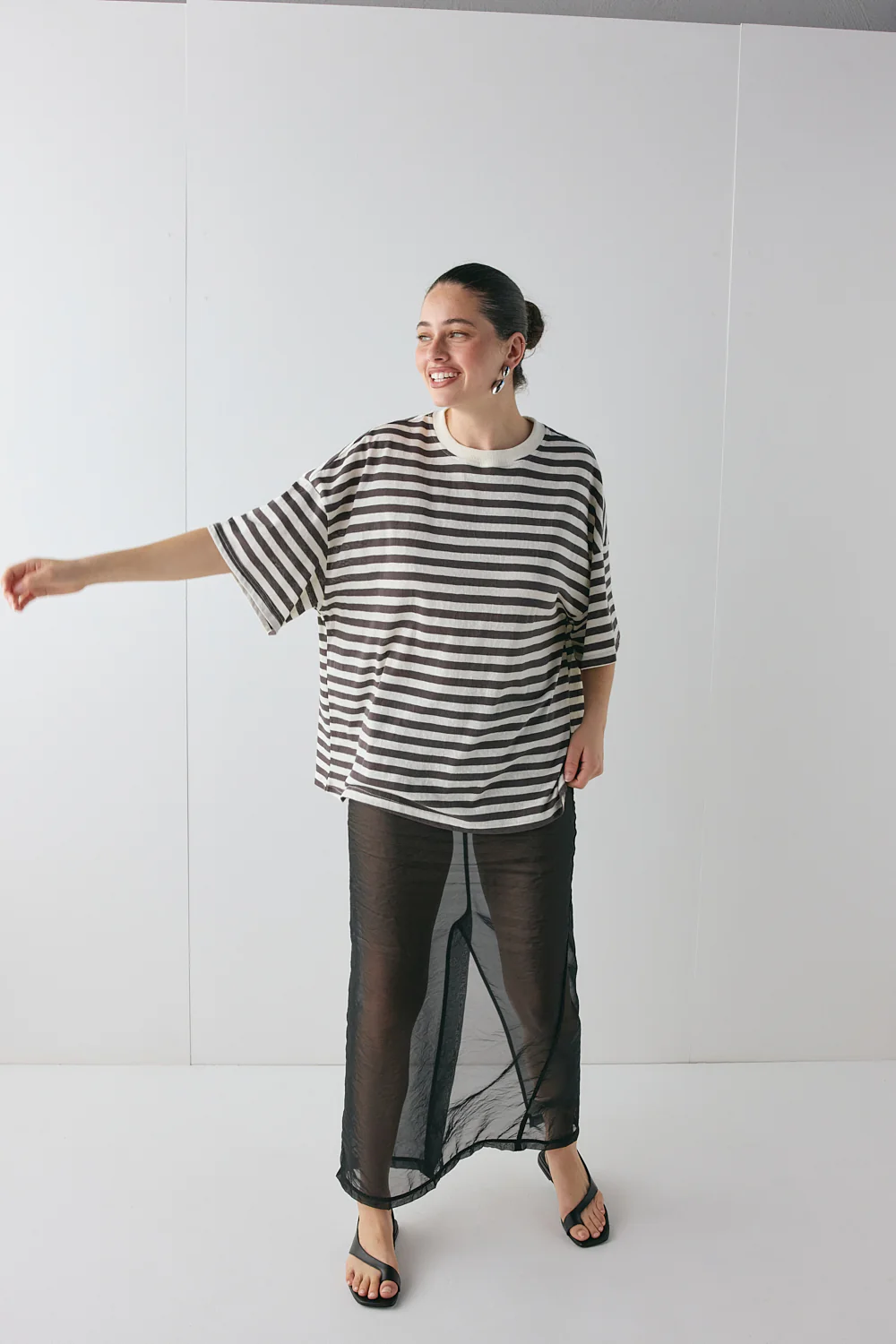 Willow Tee Charcoal Stripe - Image 3