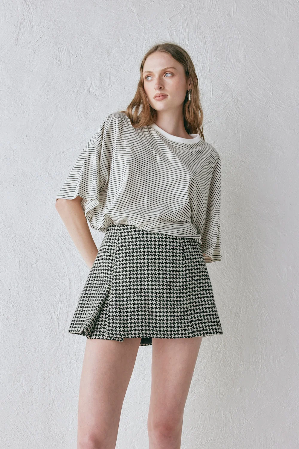 Yana Wool Mini Skirt Houndstooth - Image 3