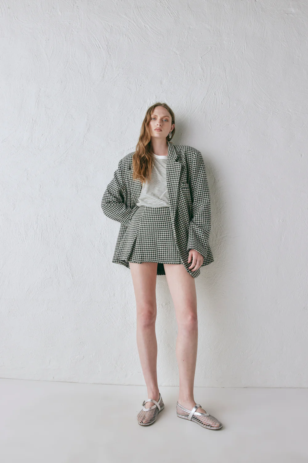 Yana Wool Mini Skirt Houndstooth - Image 4