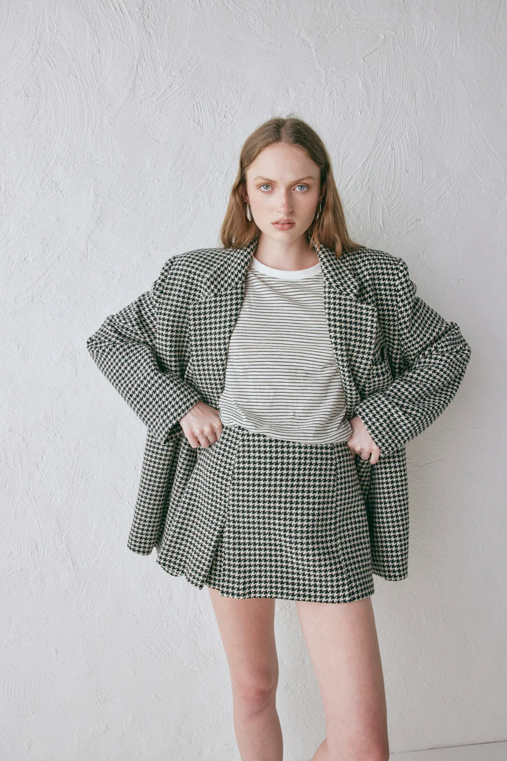 Yana Wool Mini Skirt Houndstooth - Image 6