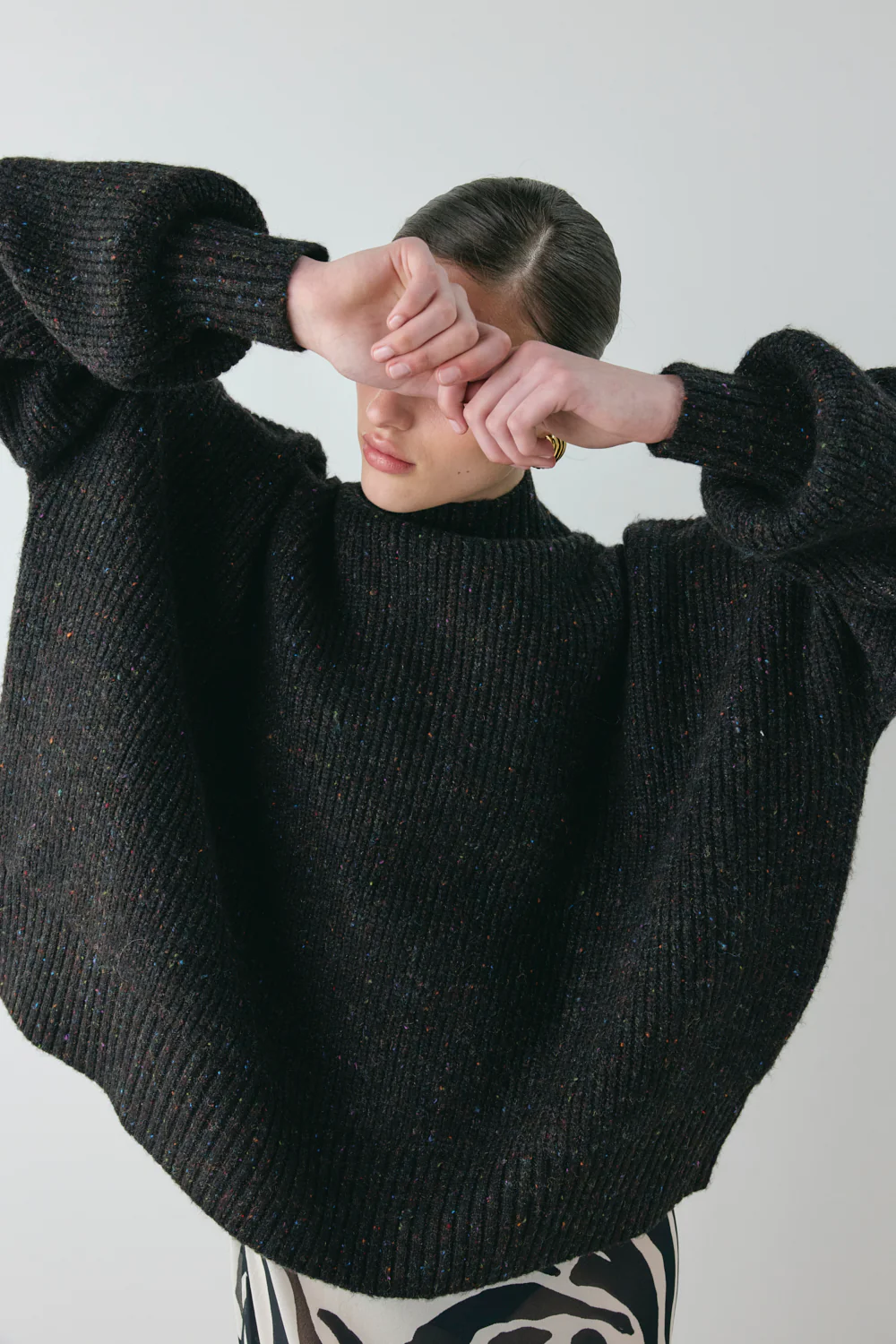Yumi Knit Jumper Black Speckle - Image 5